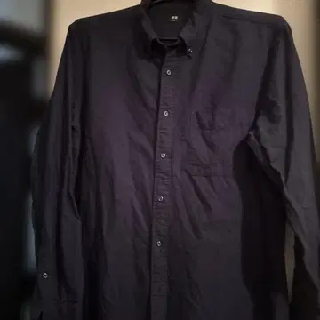 다크 네이비 버튼다운 셔츠 L 사이즈 UNIQLO