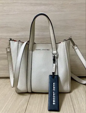 MARC JACOBS 가죽 토트 & 숄더백 (최종 가격 인하)