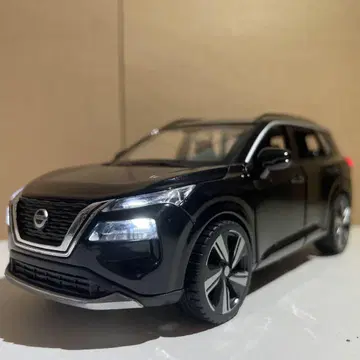 닛산 엑스트레일 1/32 블랙