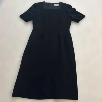 도쿄 소와르 퍼프 슬리브 원피스 15호 포멀