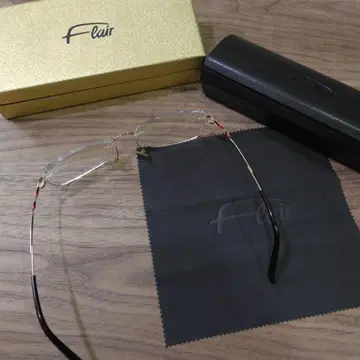 Flair 클리어 레드 프레임 안경