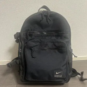 Nike 블랙 백팩