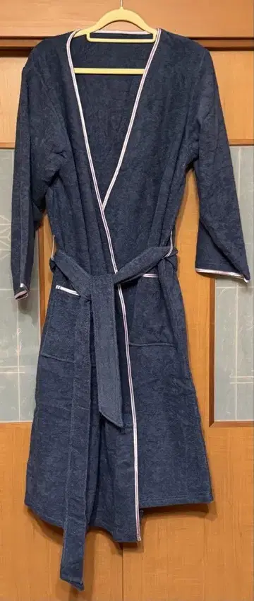 [새상품] 네이비 목욕 가운 긴팔 포켓 부착