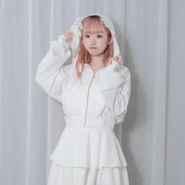 Honey Cinnamon 소매 큐빅 UV컷 후드티 화이트