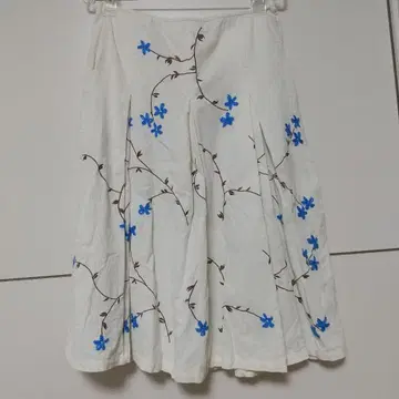 UNITED COLORS OF BENETTON 플레어 스커트