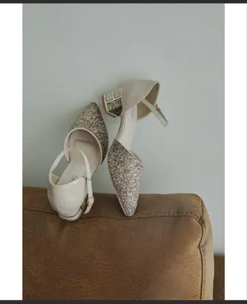 niana 글리터 청키힐 펌프스 23.5cm