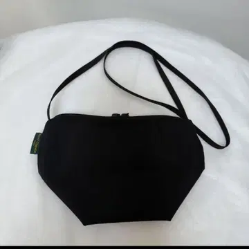 에르베샤펠리에 2885N 나일론 보트형 숄더백 S