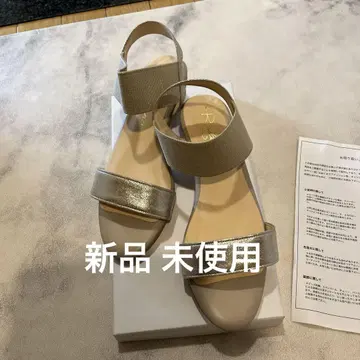 [ 새상품 미사용 ] 여성용 샌들 실버 23cm