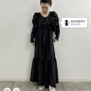 새상품 개더 숄더 맥시 원피스 블랙 SHENERY 시너리