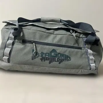 Patagonia 더플백 그레이