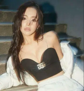 GYDA [세이세이 콜라보] GS metal 스톤 스트랩 뷔스티에
