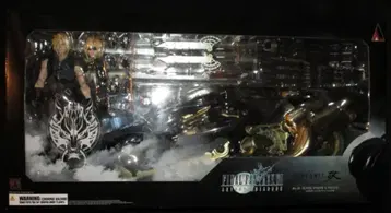 스퀘어 에닉스 PLAY ARTS 클라우드 스트라이프 & 펜릴