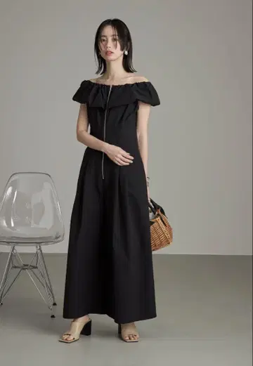 노스탤지어 오프숄더 블랙 와이드 레그 올인원