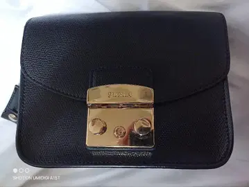 FURLA 블랙 가죽 숄더백