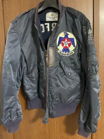 리얼 맥코이 L2-B U.S. AIR FORCE Thunderbirds