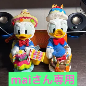 도널드 덕 생일 인형 배지 2018년 2020년