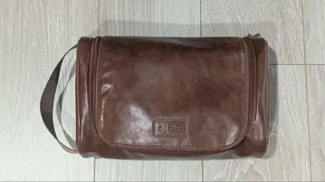 Original Penguin 브라운 트래블 파우치