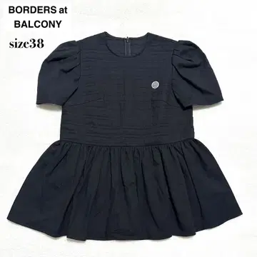 BORDERS at BALCONY 리조트 플레어 상의 페플럼 블랙 38
