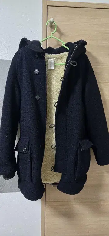 Easy Ear Life Aurora Man Coat 3.0