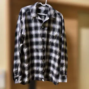 Rottweiler 체크 무늬 긴팔 오픈 카라 셔츠