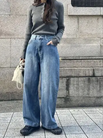 ulu kobe 라이트 블루 데님 와이드 레그 팬츠