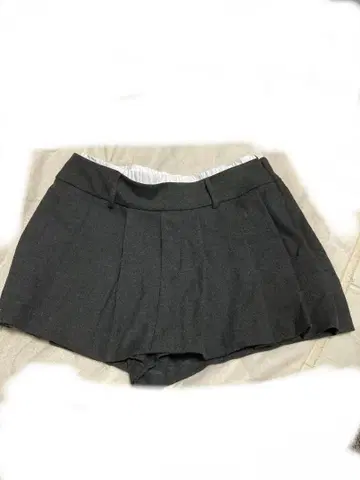 ZARA 미니 스커트