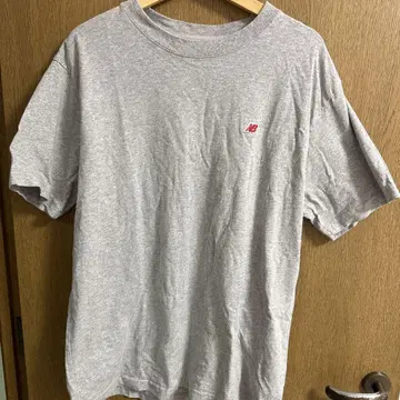 New Balance 그레이 티셔츠 XL
