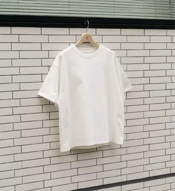 박스 크루넥 T B5095