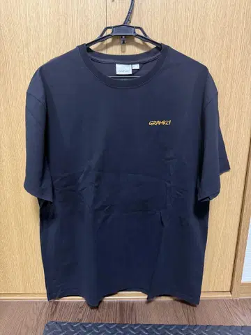 그라미치 그래픽 티셔츠