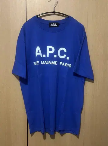 [ A.P.C. / 아페쎄 ] 별주 오버 사이즈 로고 프린트 티셔츠