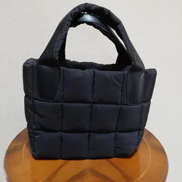 블랙 퀼팅 토트백