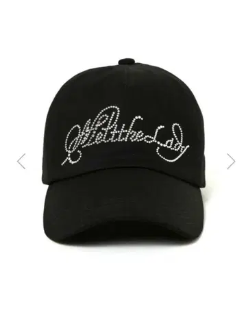 melt the lady 멜트더레이디 logo cap black