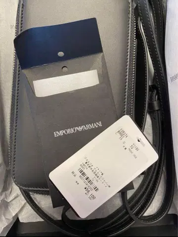 EMPORIO ARMANI 블랙 숄더백