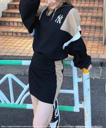 스파이럴걸 타이트 스커트