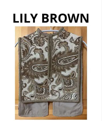 LILY BROWN 릴리 브라운 탈부착 카라