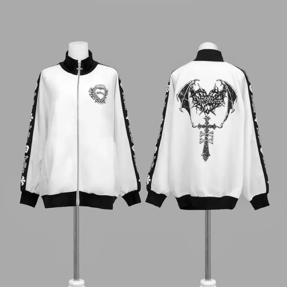 Shalom Club Puro Lace Top #샬롬클럽 on Bunjang Global Site.