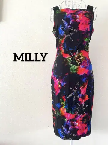 [ MILLY ] 타이트 원피스 슬리브리스 꽃무늬 2