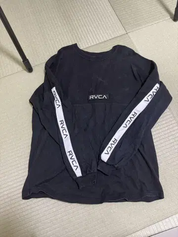 루카 RVCA 롱T 블랙