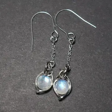 블루문스톤 로즈 컷 귀걸이