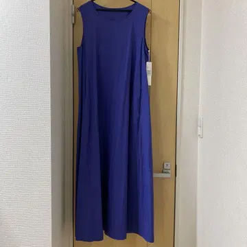 GALERIE VIE 컴팩트 코튼 트윌 슬리브리스 맥시 원피스