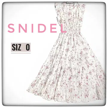 SNIDEL 프릴 플리츠 원피스 핑크