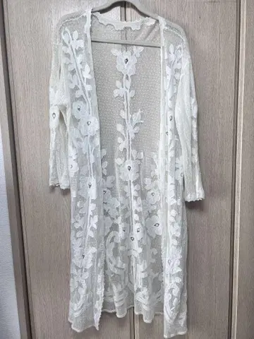 그레이스 콘티넨탈 꽃무늬 자수 롱 가디건