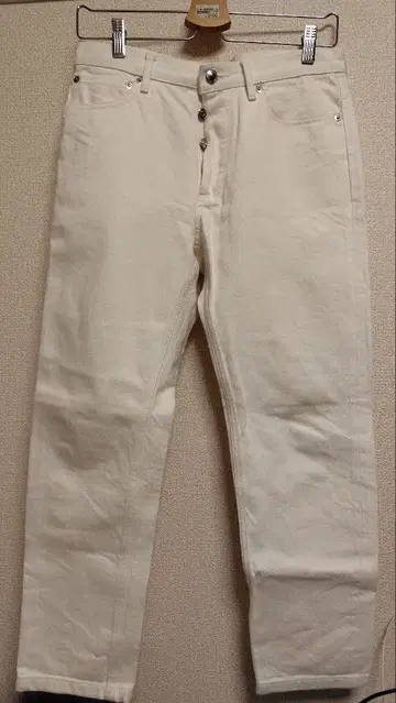 A.P.C 화이트 데님