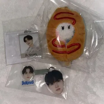 treasure 도영 truz 솜 봉제 인형 얼굴 아크링 키링 헤어핀