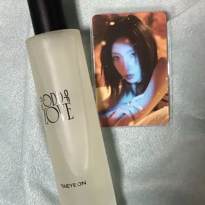 TAEYEON ‘The TENSE’ MOOD FRAGRANCE Taeyeon The Tense Mood Fragrance Photocard | eBay