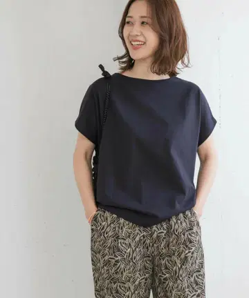 [어반 리서치] 미사용 새상품 드라이 코튼 보트넥 풀오버 블랙