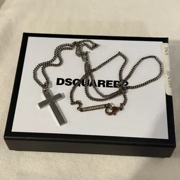 DSQUARED2 십자가 크로스 목걸이