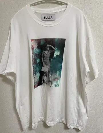 EULLA AFTERIMAGE LADY 모델 오버사이즈 티셔츠