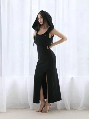 andmary Nora slit dress