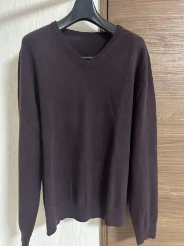 UNIQLO V넥 니트 Lsize